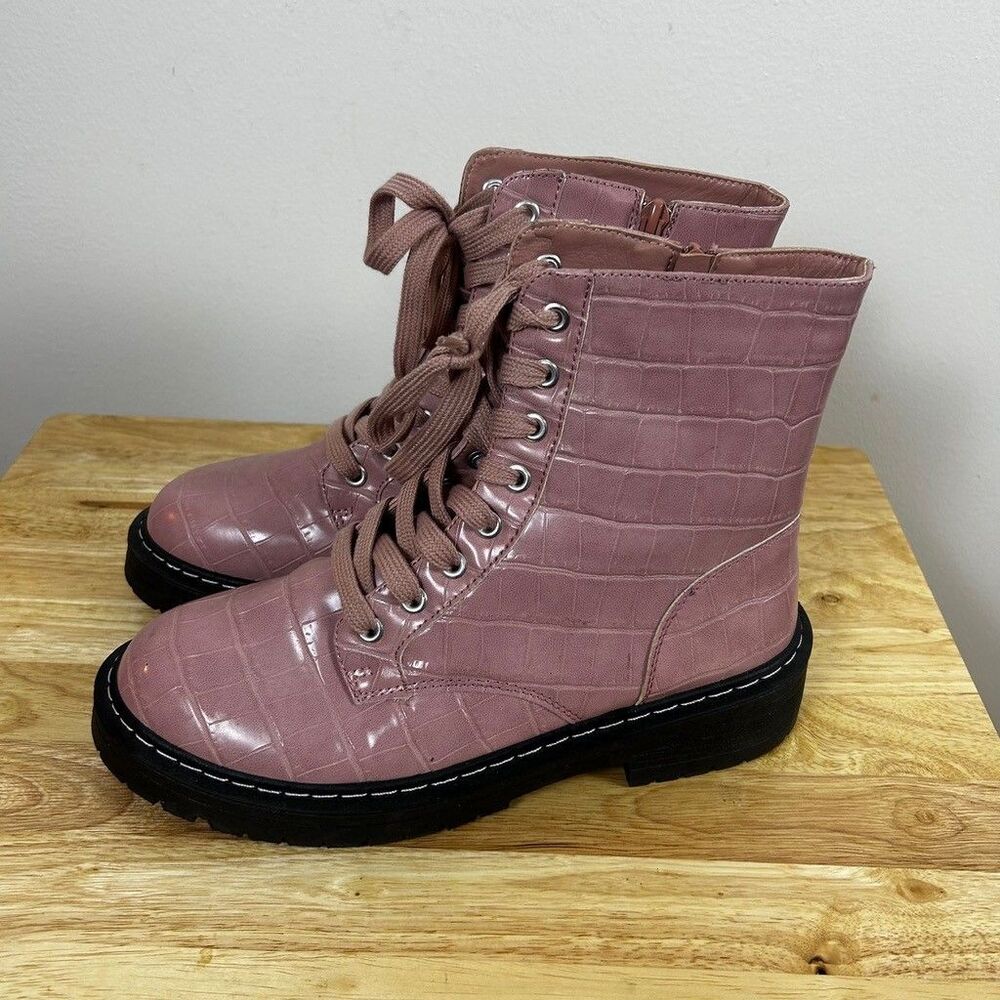 Sugar Kaedy Pink Croc Embossed Combat Boots Womens 8.5 M Lace Up Side Zip Lug - Picture 3 of 7